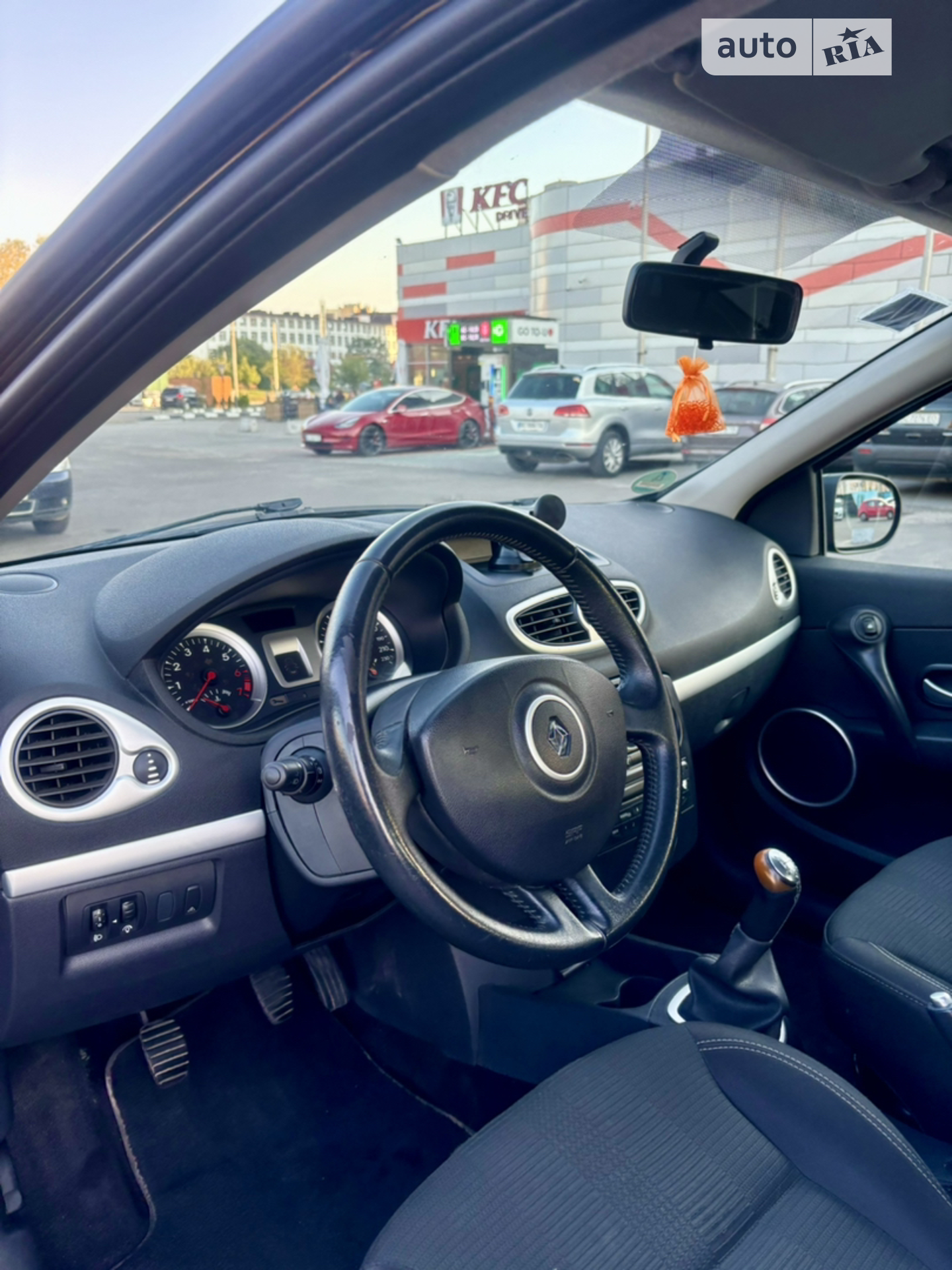2011 Renault Clio - мініатюра 11