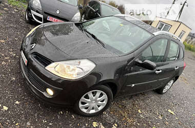 Универсал Renault Clio 2009 в Ровно