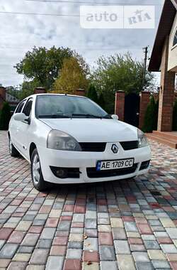 Седан Renault Clio 2006 в Новомосковську