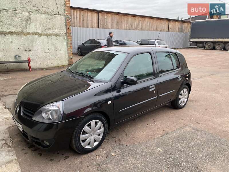 Хэтчбек Renault Clio 2007 в Чернигове