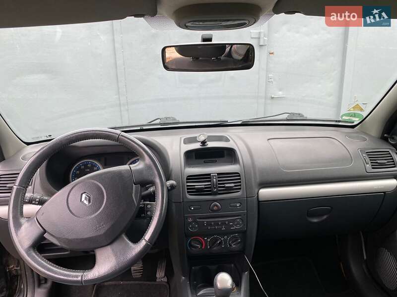 Хэтчбек Renault Clio 2007 в Чернигове