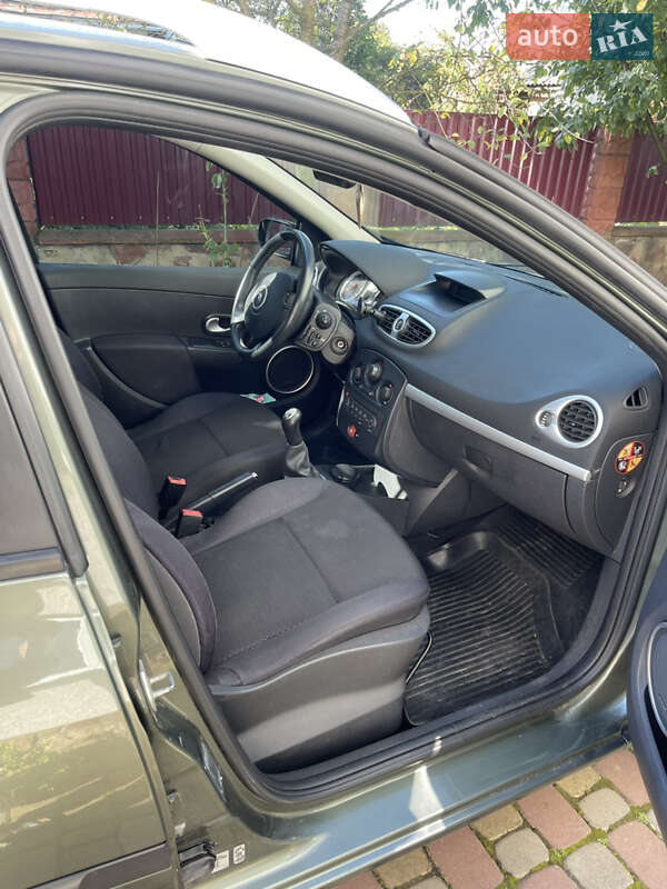Универсал Renault Clio 2009 в Тернополе