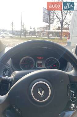 Универсал Renault Clio 2011 в Ивано-Франковске