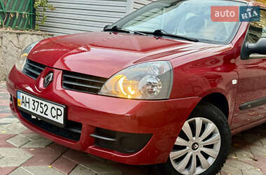 Седан Renault Clio 2007 в Днепре