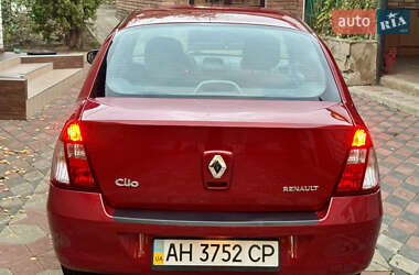 Седан Renault Clio 2007 в Днепре