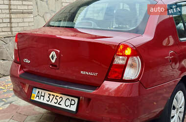 Седан Renault Clio 2007 в Днепре