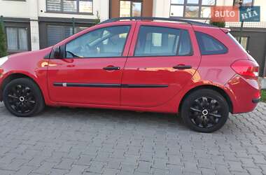 Универсал Renault Clio 2010 в Черновцах