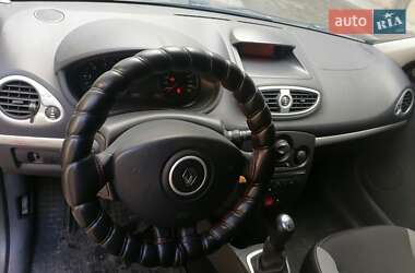 Хетчбек Renault Clio 2012 в Миколаєві