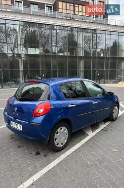 Хэтчбек Renault Clio 2008 в 