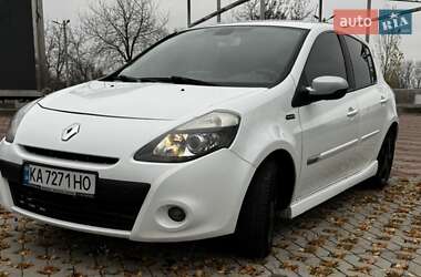 Хэтчбек Renault Clio 2012 в 