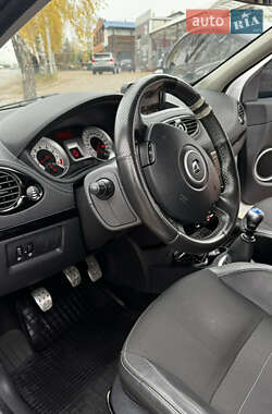 Хэтчбек Renault Clio 2012 в 