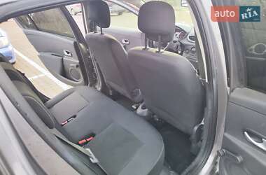 Хэтчбек Renault Clio 2011 в Львове