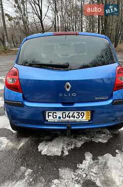 Хэтчбек Renault Clio 2006 в Виннице