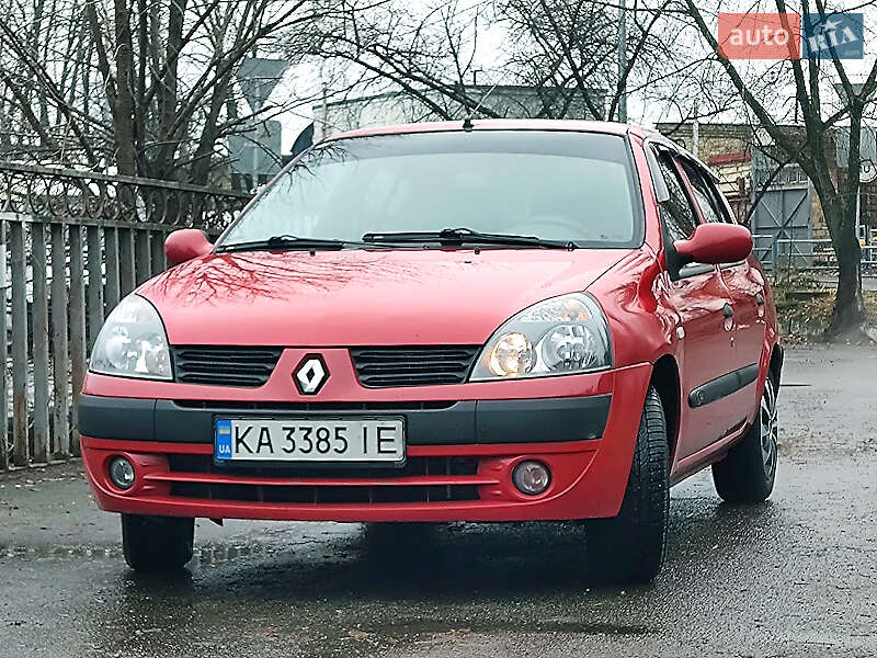 Седан Renault Clio 2006 в Киеве