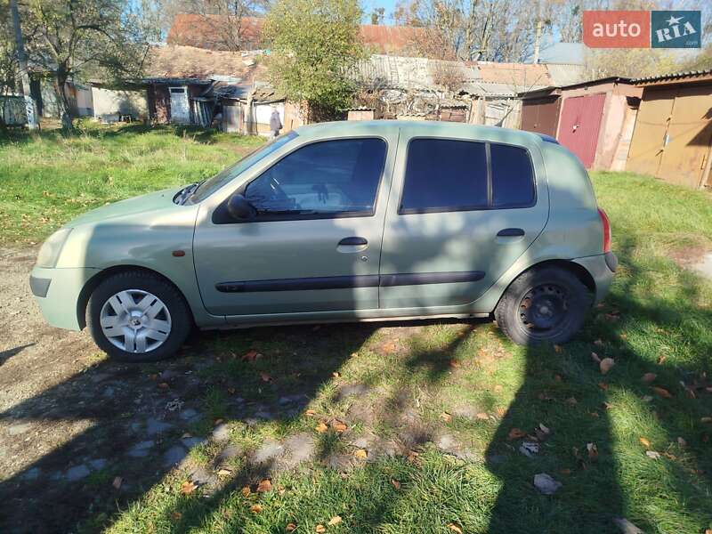 Хэтчбек Renault Clio 2003 в Черновцах