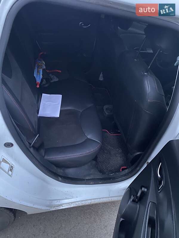 Універсал Renault Clio 2013 в Вінниці фото 3 Універсал Renault Clio 2013 в Вінниці