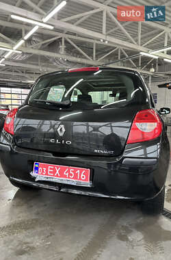 Хетчбек Renault Clio 2005 в Луцьку