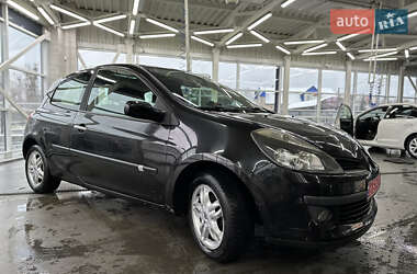 Хетчбек Renault Clio 2005 в Луцьку