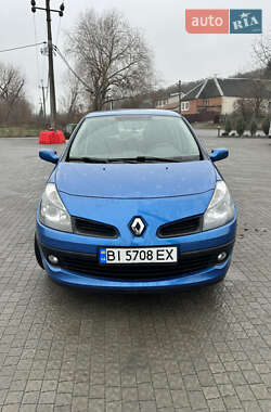 Хэтчбек Renault Clio 2005 в Полтаве