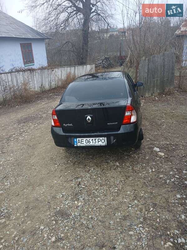 Седан Renault Clio 2007 в Борщеві