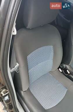 Седан Renault Clio 2007 в 