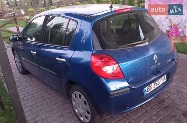 Хэтчбек Renault Clio 2007 в 