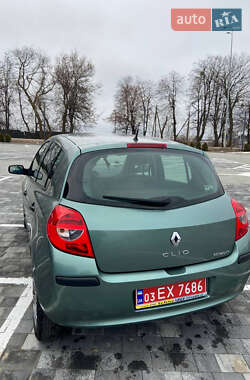 Хэтчбек Renault Clio 2007 в Виннице