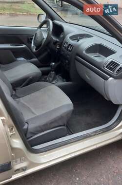 Седан Renault Clio 2008 в 