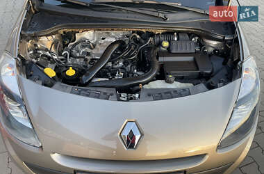 Универсал Renault Clio 2009 в 