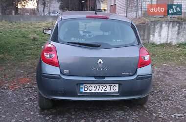 Хетчбек Renault Clio 2006 в Дрогобичі