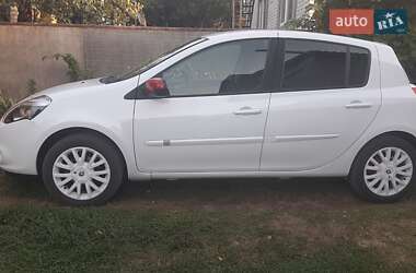Хетчбек Renault Clio 2010 в Зіньківі