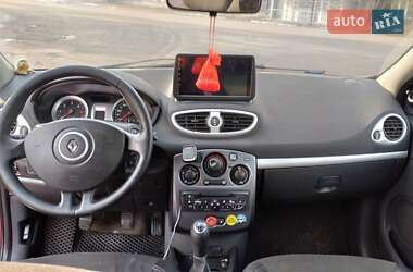 Хэтчбек Renault Clio 2012 в Житомире