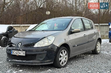 Хэтчбек Renault Clio 2008 в Львове