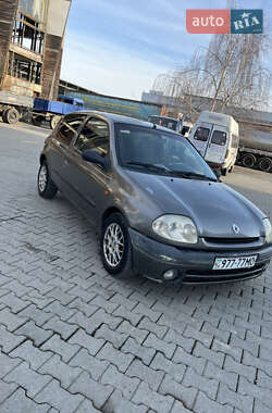 Хэтчбек Renault Clio 1999 в Черновцах