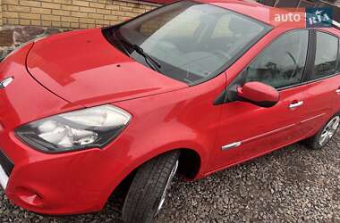 Універсал Renault Clio 2010 в Полтаві