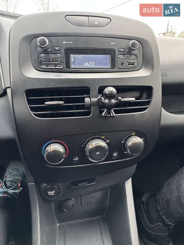 Хэтчбек Renault Clio 2013 в Киеве