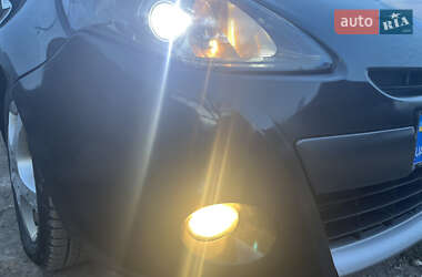 Универсал Renault Clio 2009 в 