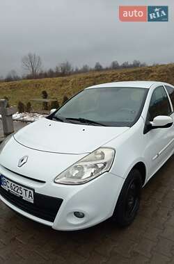 Хетчбек Renault Clio 2011 в Львові