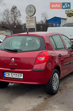 Хэтчбек Renault Clio 2008 в Чернигове