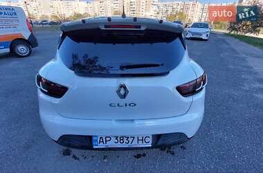 Хетчбек Renault Clio 2015 в 