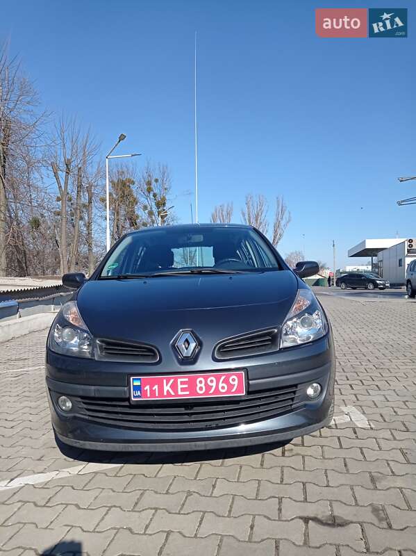 Хэтчбек Renault Clio 2006 в Виннице