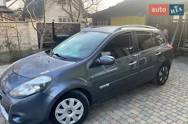 Хэтчбек Renault Clio 2011 в 