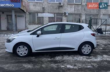 Хетчбек Renault Clio 2015 в Сумах