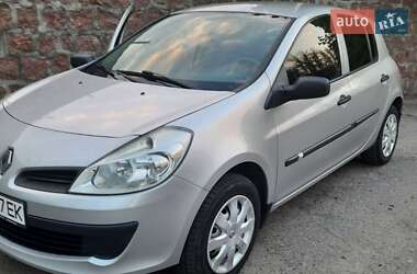 Хетчбек Renault Clio 2007 в Кропивницькому