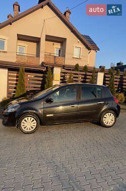 Хэтчбек Renault Clio 2007 в Львове