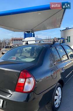 Седан Renault Clio 2006 в 