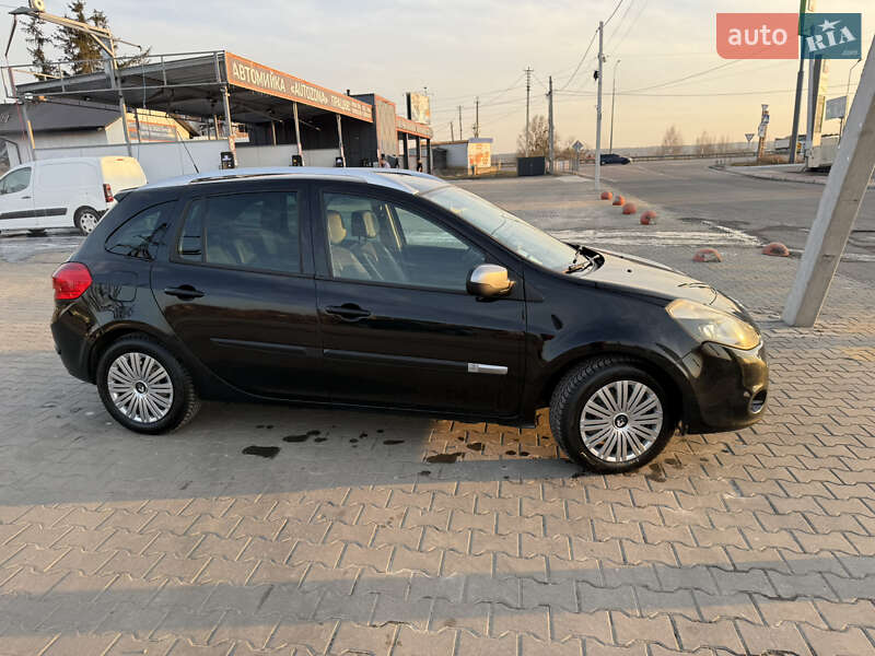 Универсал Renault Clio 2012 в Киеве