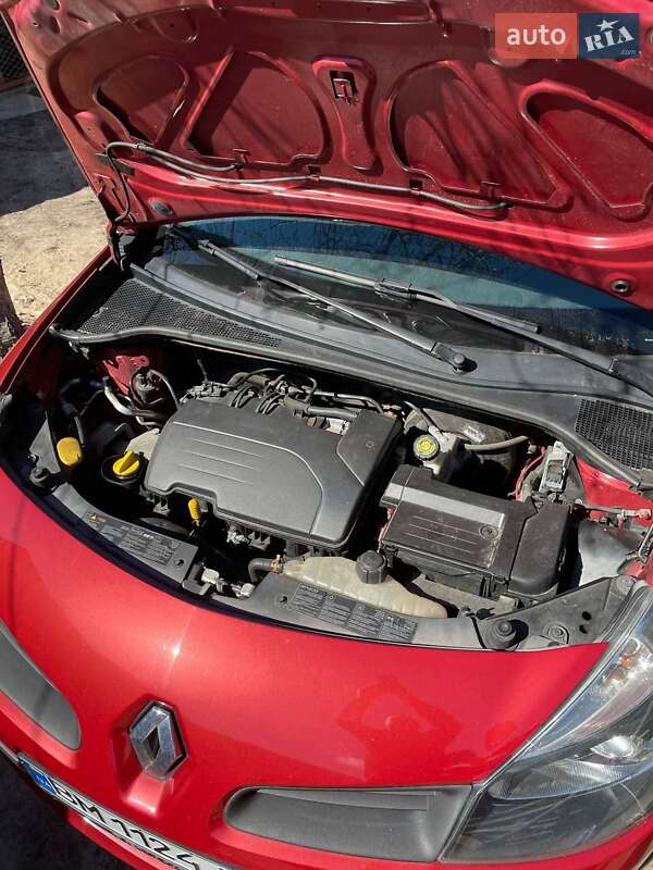 Универсал Renault Clio 2008 в Лебедине