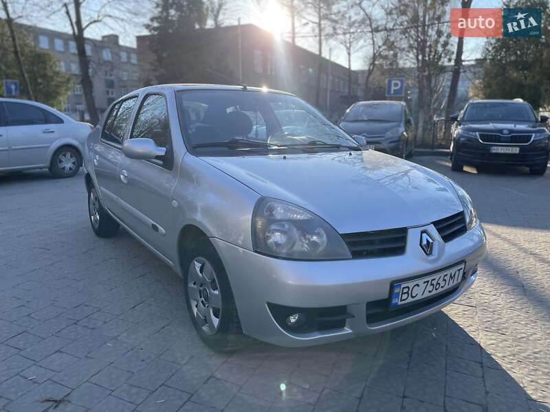 Седан Renault Clio 2008 в Золочеве