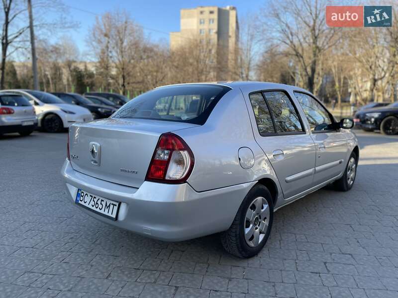 Седан Renault Clio 2008 в Золочеве